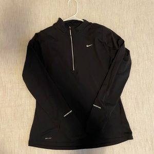 Nike dri fit half zip in black size L